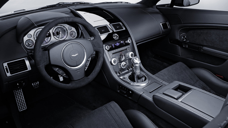 Illustration for article titled The Ten Most Unbelievable In-Car Audio Systems